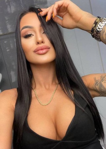 Проститутка Амира Амира