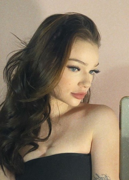 Проститутка Кира